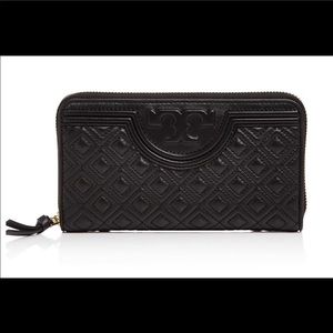 💥SALE💥 Tory Burch Fleming Continental Wallet